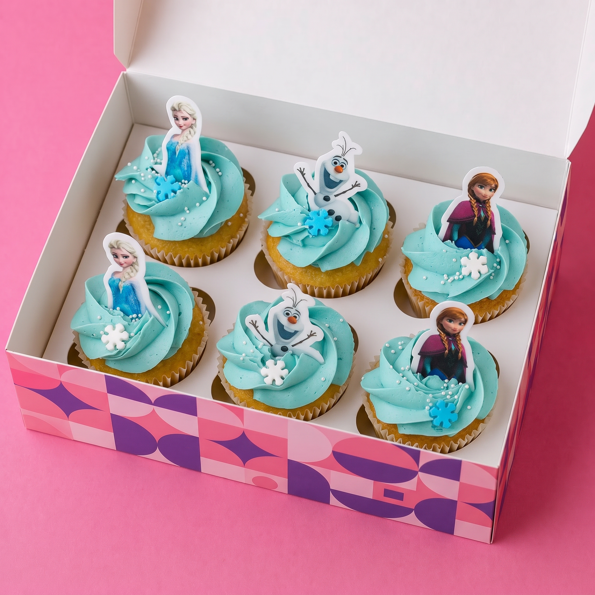 6 Frozen Theme Cupcakes