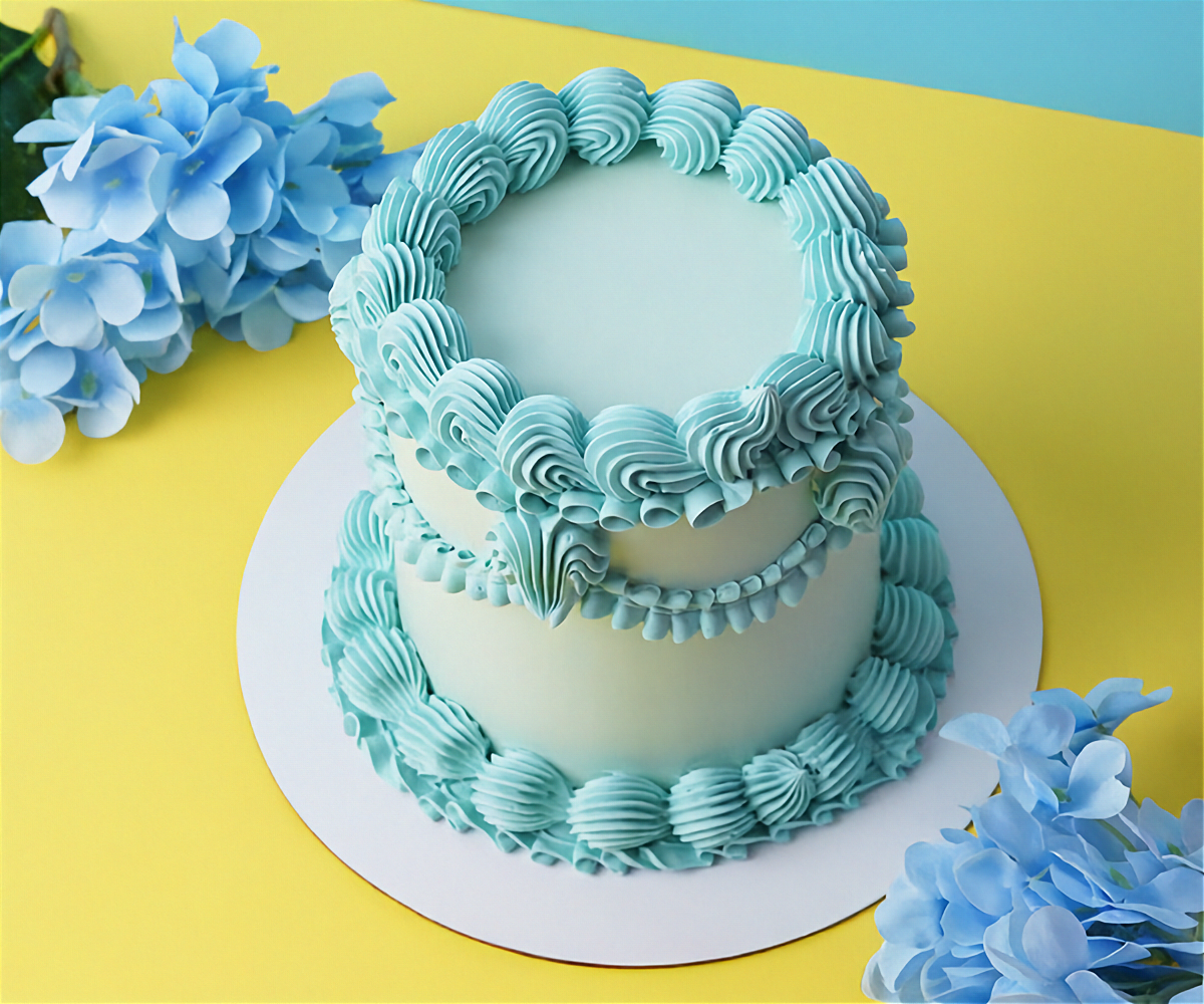 Mini Vintage Cake