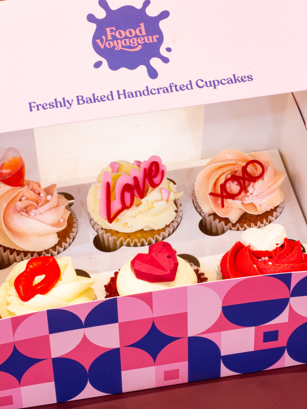 6 Valentines Day Cupcake Gift Box