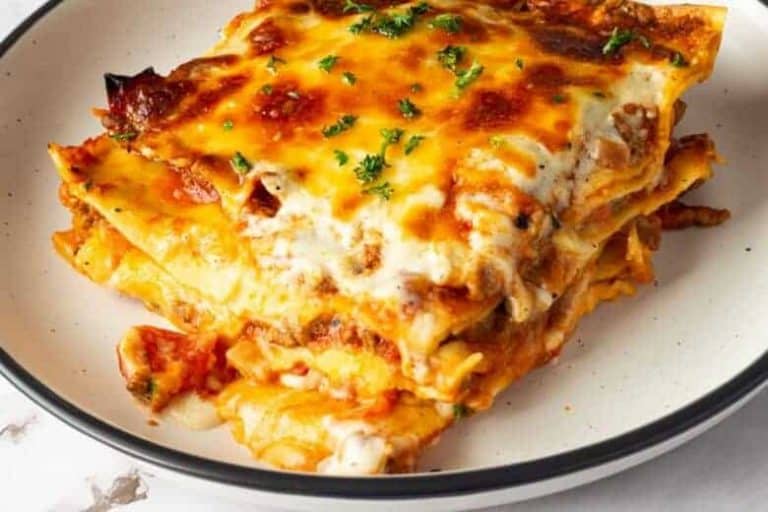 Beef Mince Lasagna Recipe | Food Voyageur