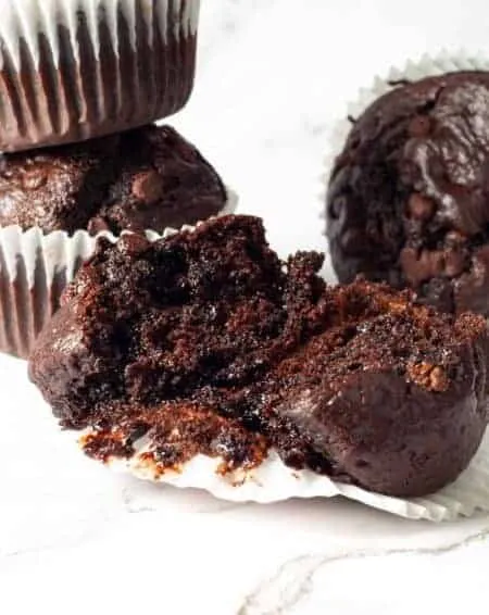 Double chocolate chip muffins6 450x566 1