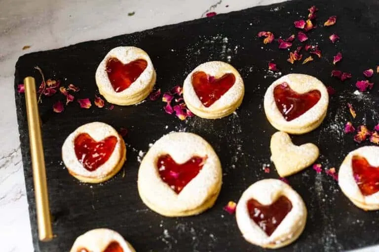 Easy Valentine Cookie Recipe32 768x512 1