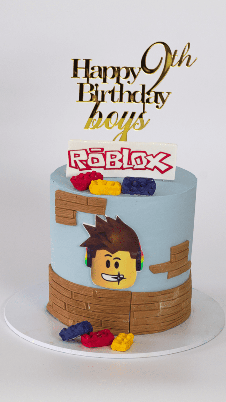Roblox theme cake