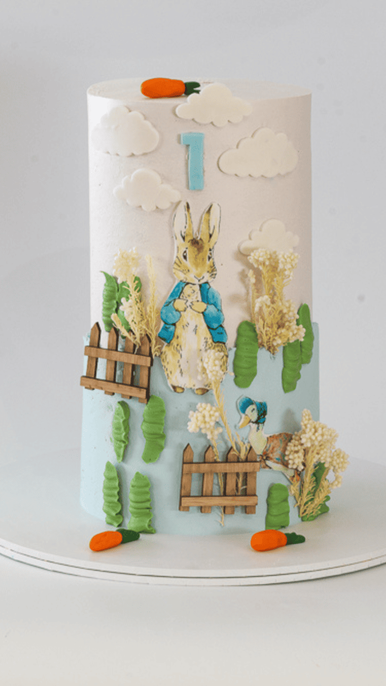 Peter rabbit Birthday cake7